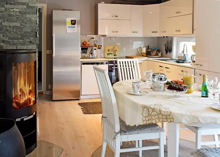 5 Person In Frederikstad-by Traum * Fredrikstad