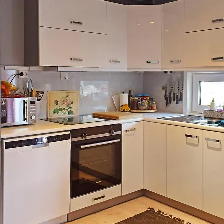 5 Person In Frederikstad-by Traum * Fredrikstad